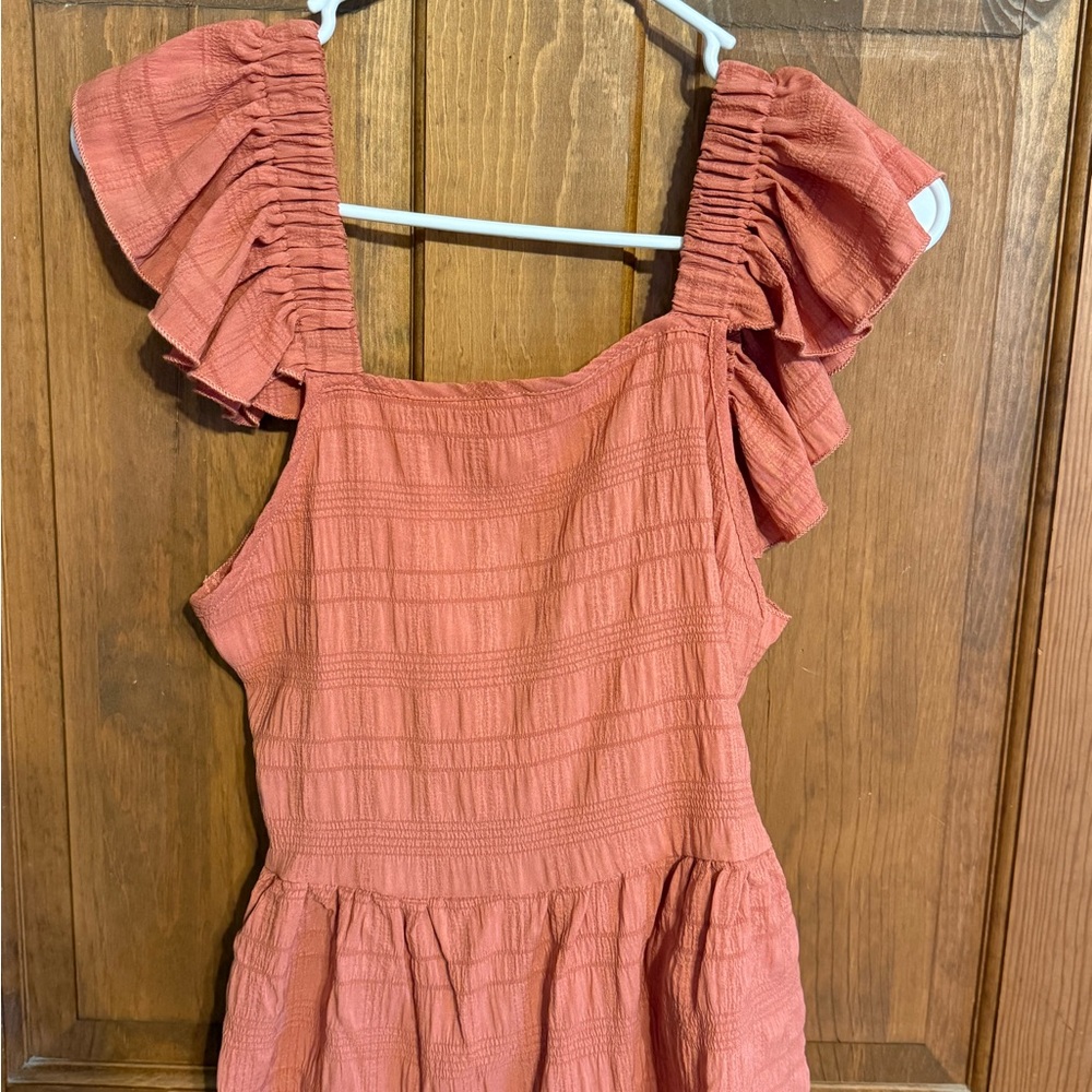Ruffled Sleeveless Dress in Dusty Pink